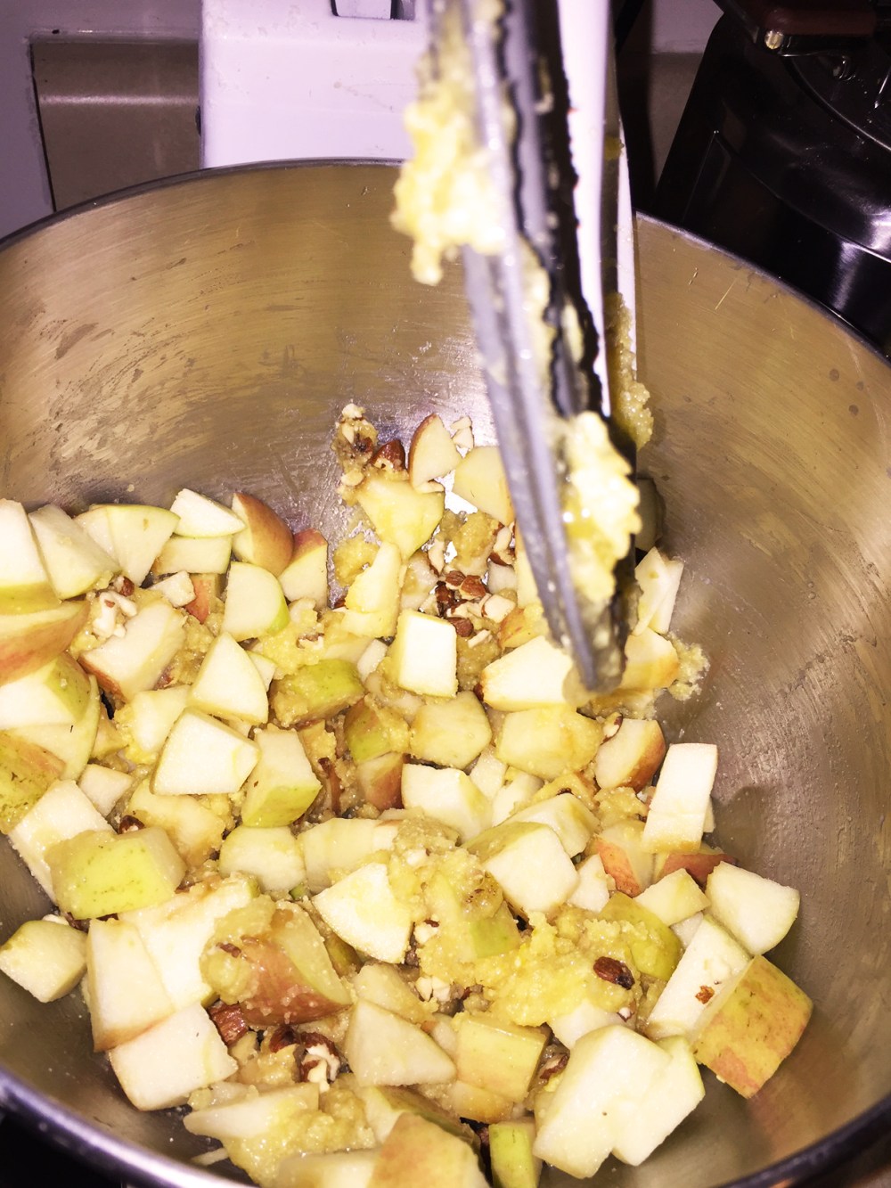 7 Mrs. Chevey's Nobby Apple Cake